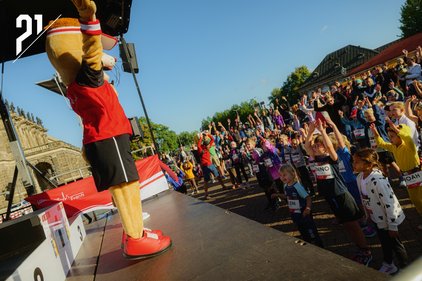 Laufende Kinder beim KidsRUN DresdenHALF