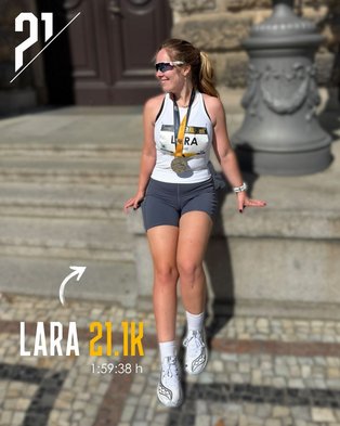 Lara im Ziel des DresdenHALF