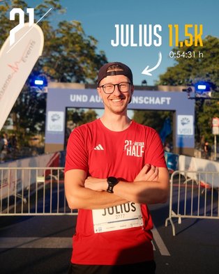 Mitglied Mission DresdenHALF Julius beim Dresdner Nachtlauf